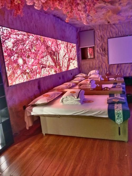 武汉正宗桑拿体验揭秘：本地人推荐的老牌桑拿，让你身心全然放松