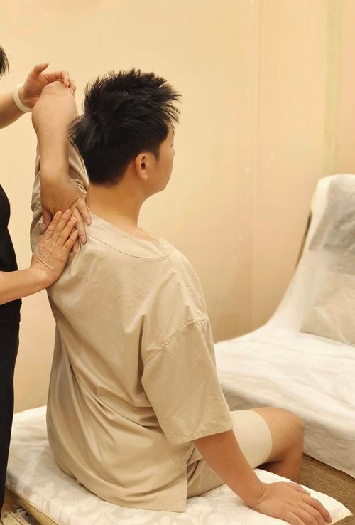 武汉桑拿体验实录：互联网人如何用它告别肩颈僵硬、找回专注力？